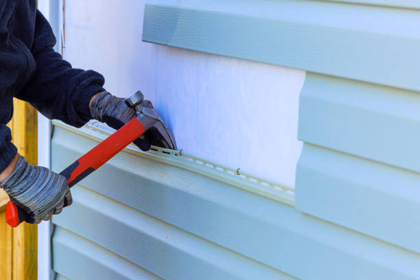 Reliable Emergency Siding Repair contractor in Huntington, TX by Squared Siding
